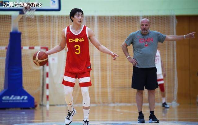 村上凉子丰满禁断五十路