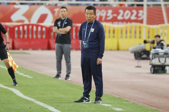 中国美女光屁股无遮挡