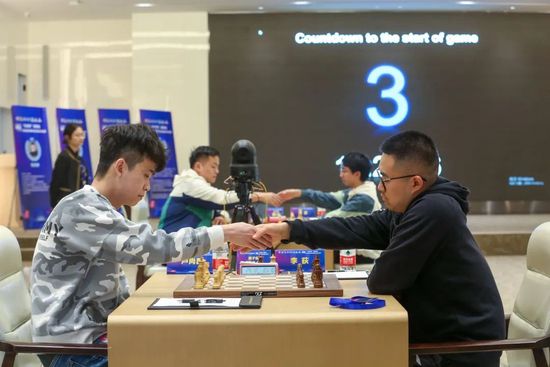 午夜成年人